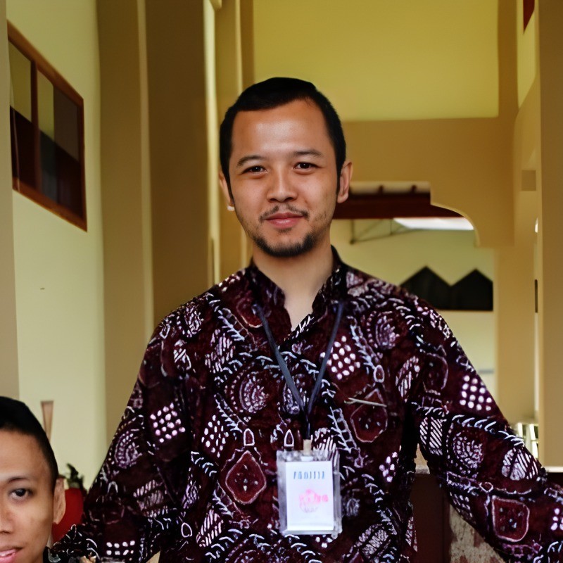 Faizhal Arif Santosa